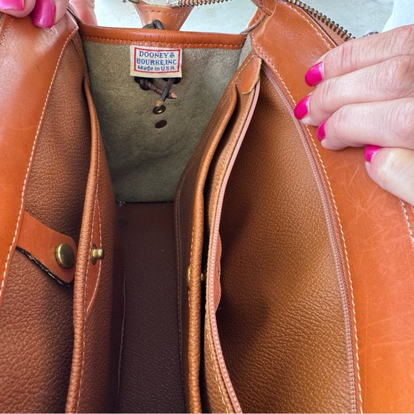 Dooney & Bourke Vintage Pebble Leather Satchel / Crossbody with COA made in USA - Picture 5 of 8